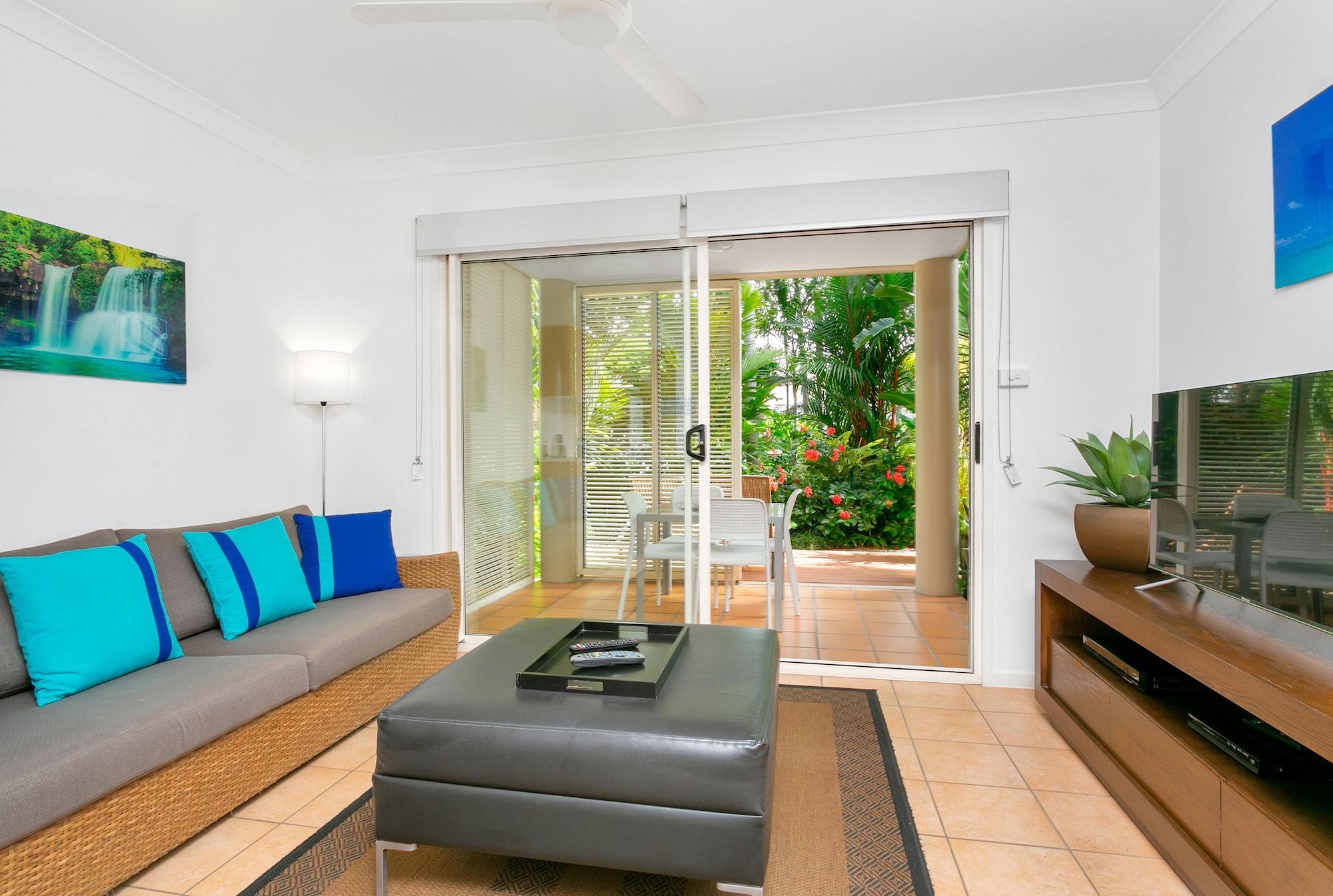 - Adults Only Oasis Aparthotel