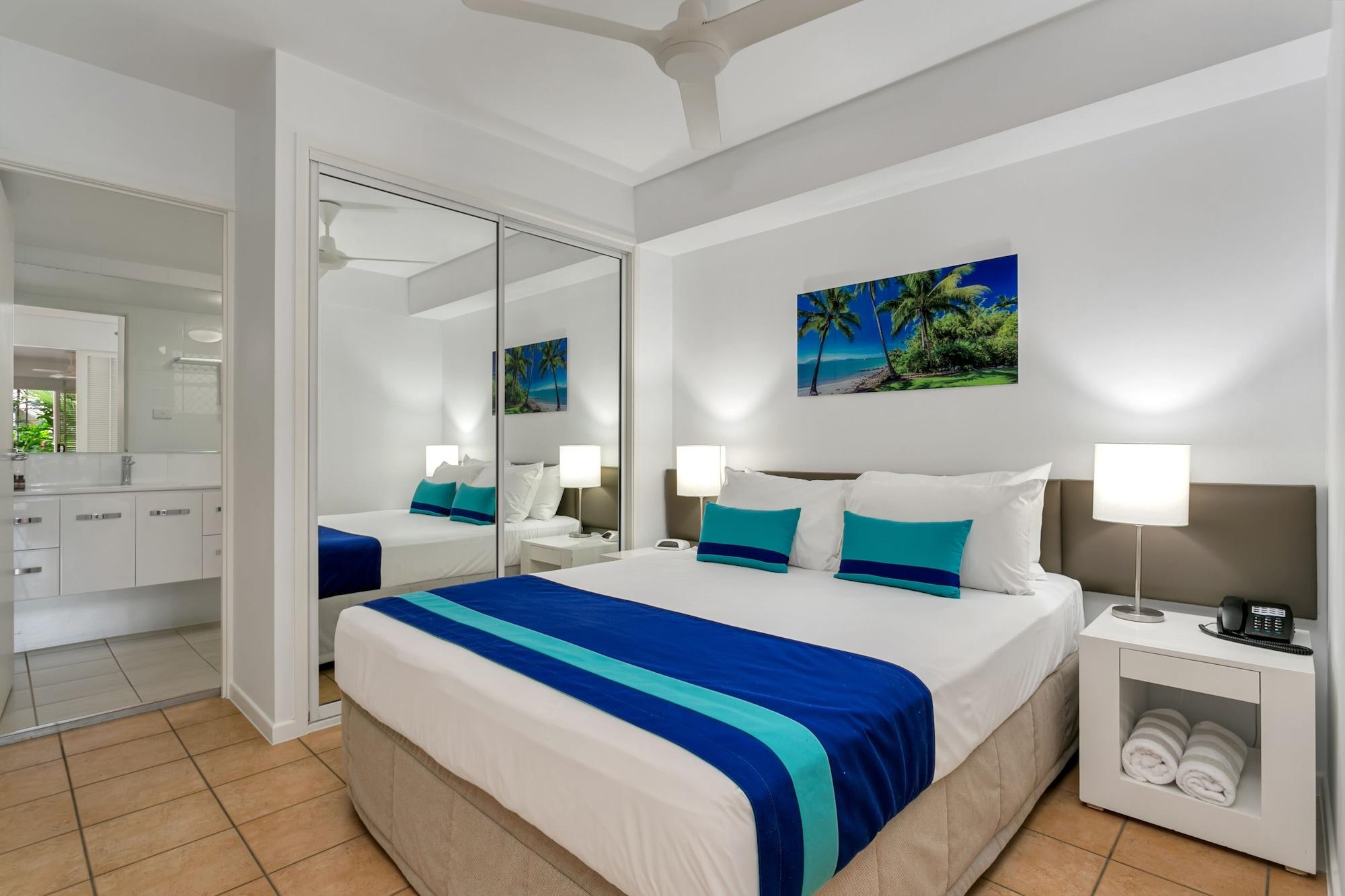 - Adults Only Oasis Aparthotel Port Douglas