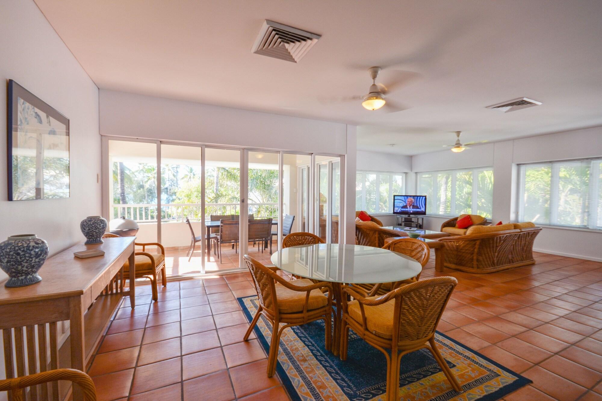 Balboa Aparthotel