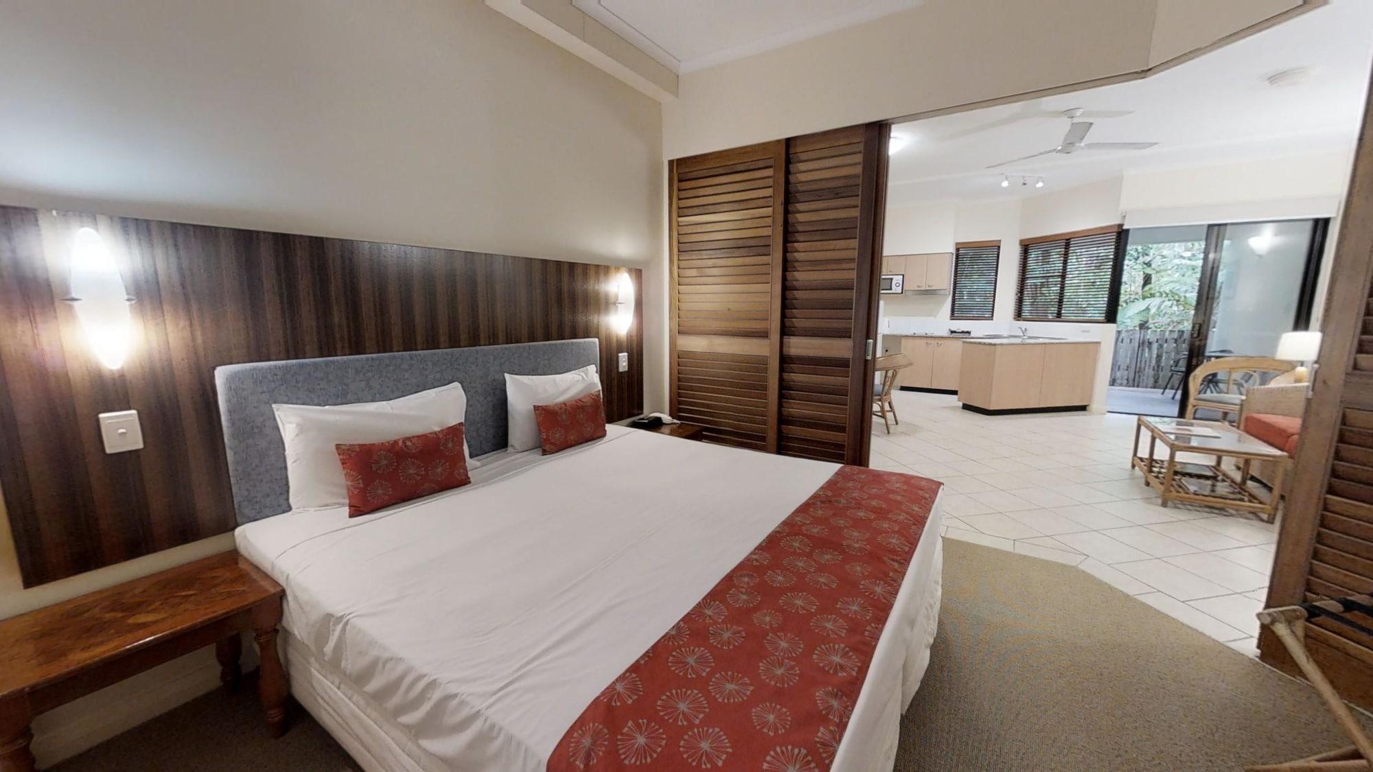 Aparthotel Silkari The Pavilions 4*