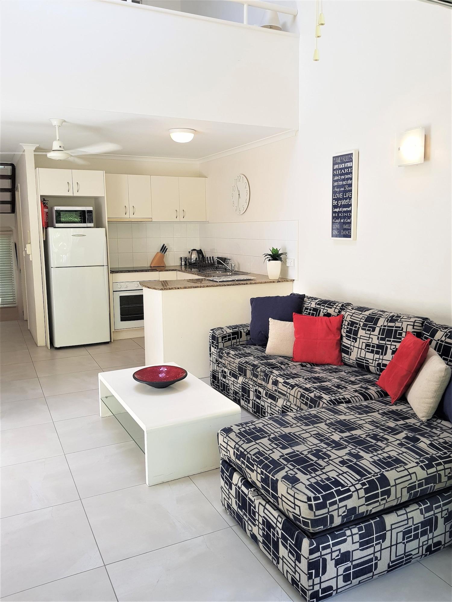 Aparthotel Coral Sea 4*