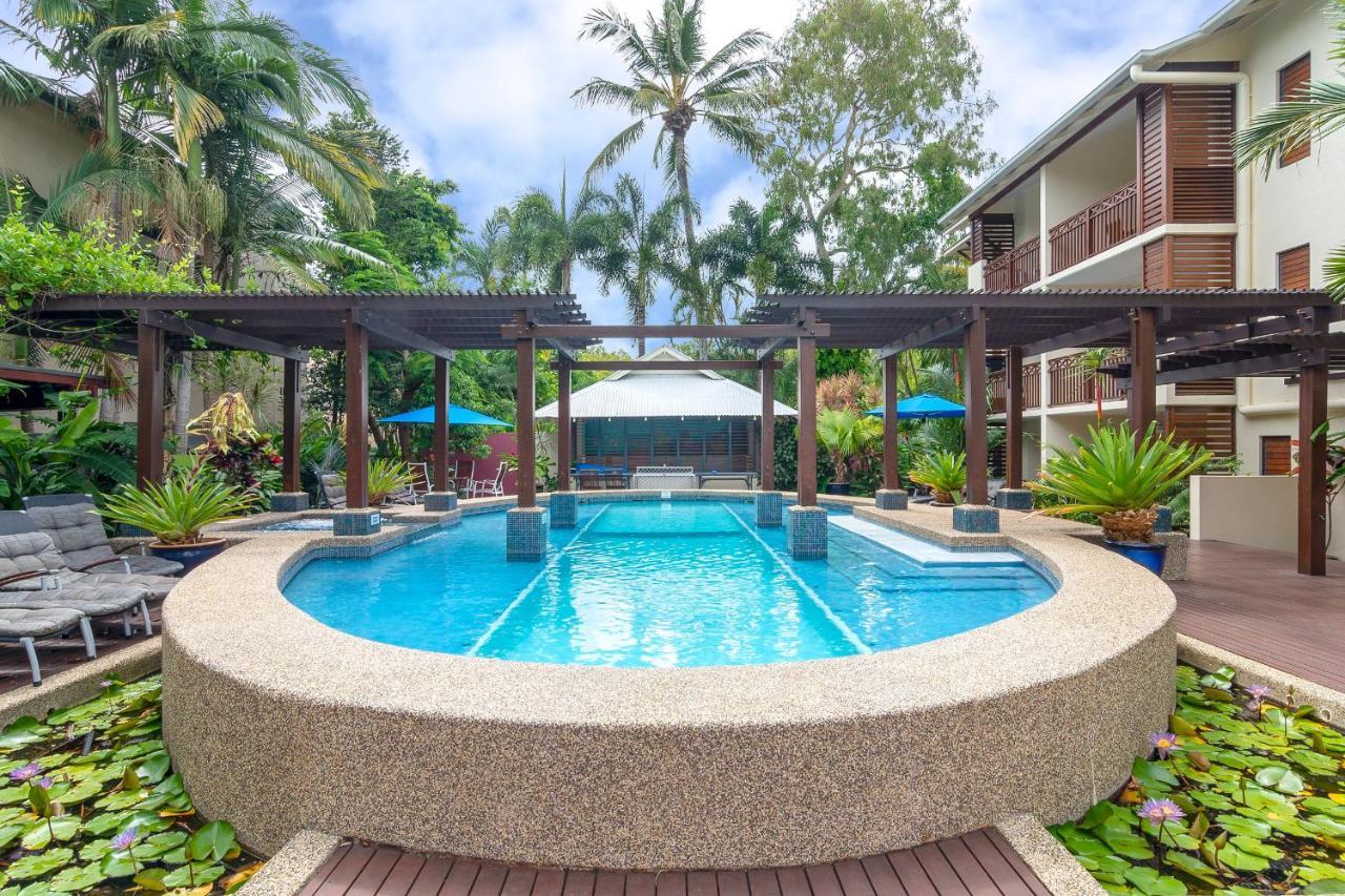 Apartment Seascape Holidays At 30 Tropic Style