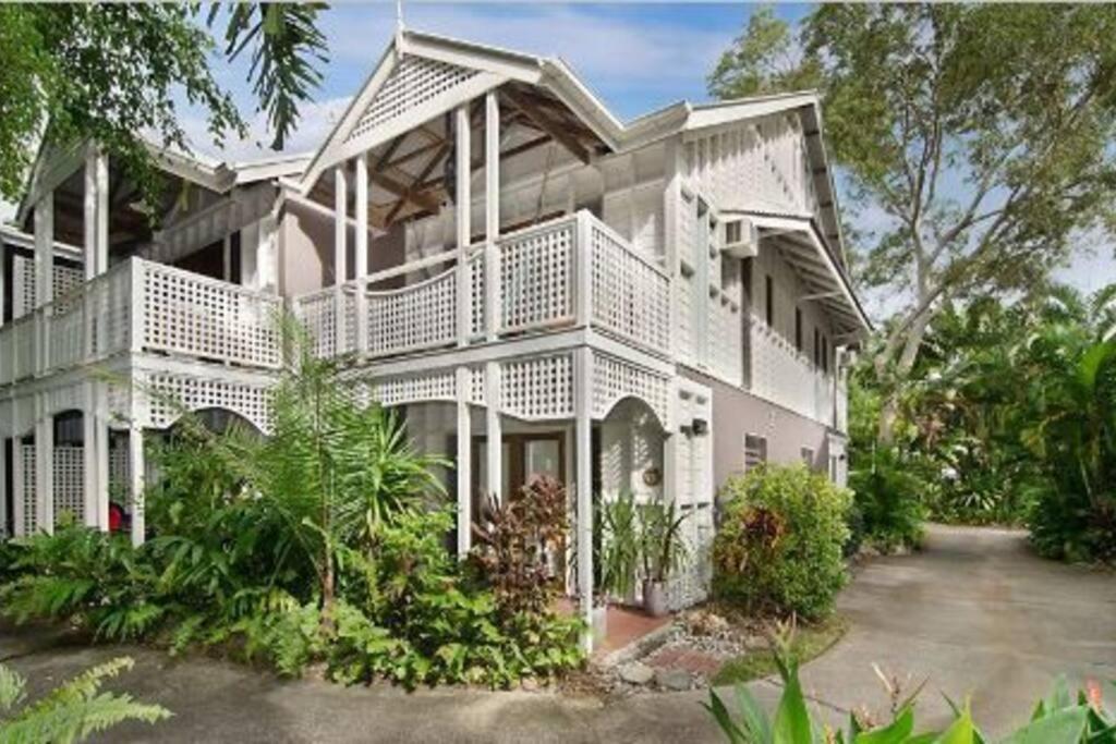 Holiday home Pandanus Place - With Bicycles Port Douglas