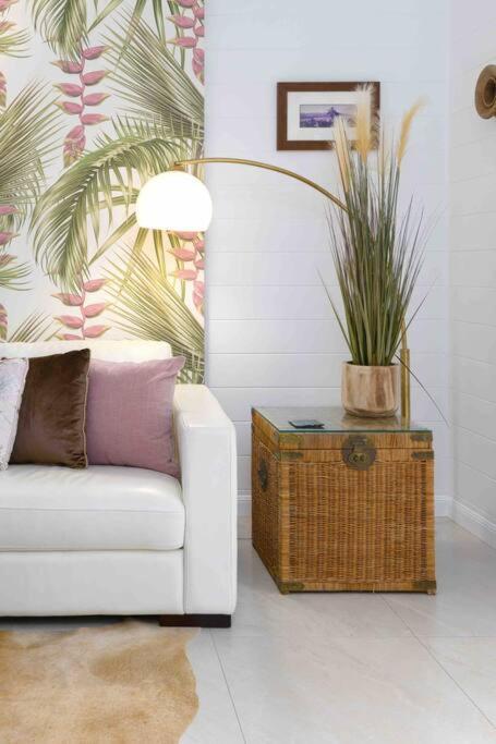 Pandanus Place - With Bicycles Holiday home Port Douglas