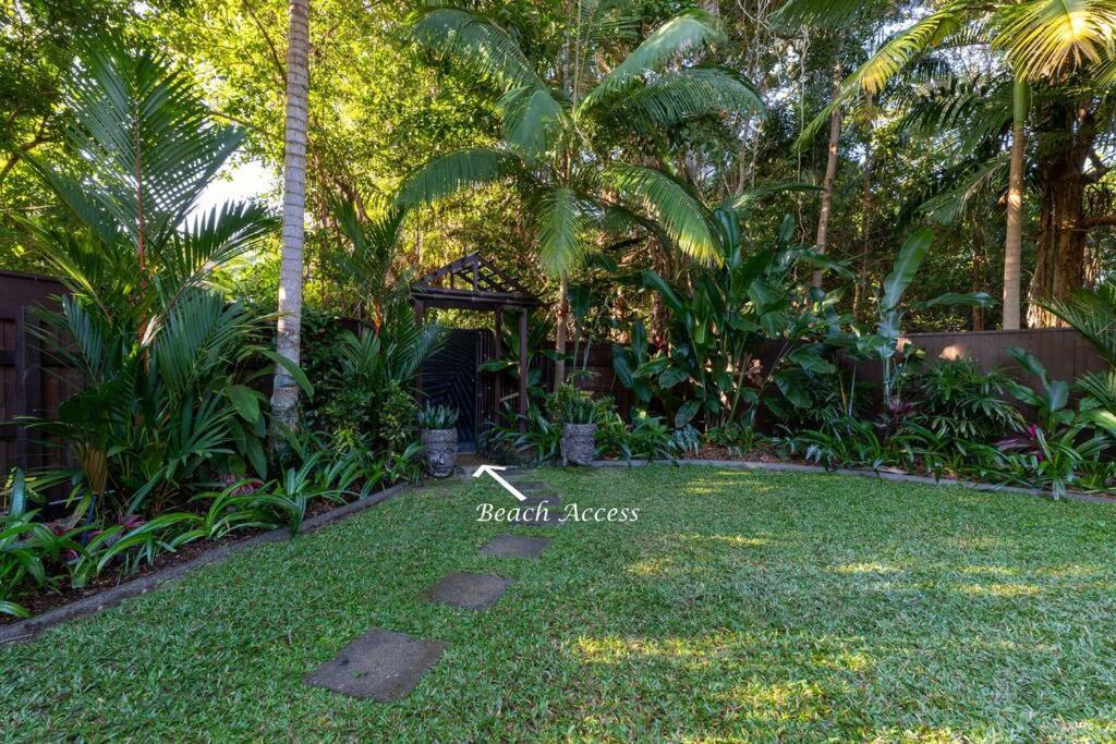 Nyaru Port Douglas, Qld * Port Douglas