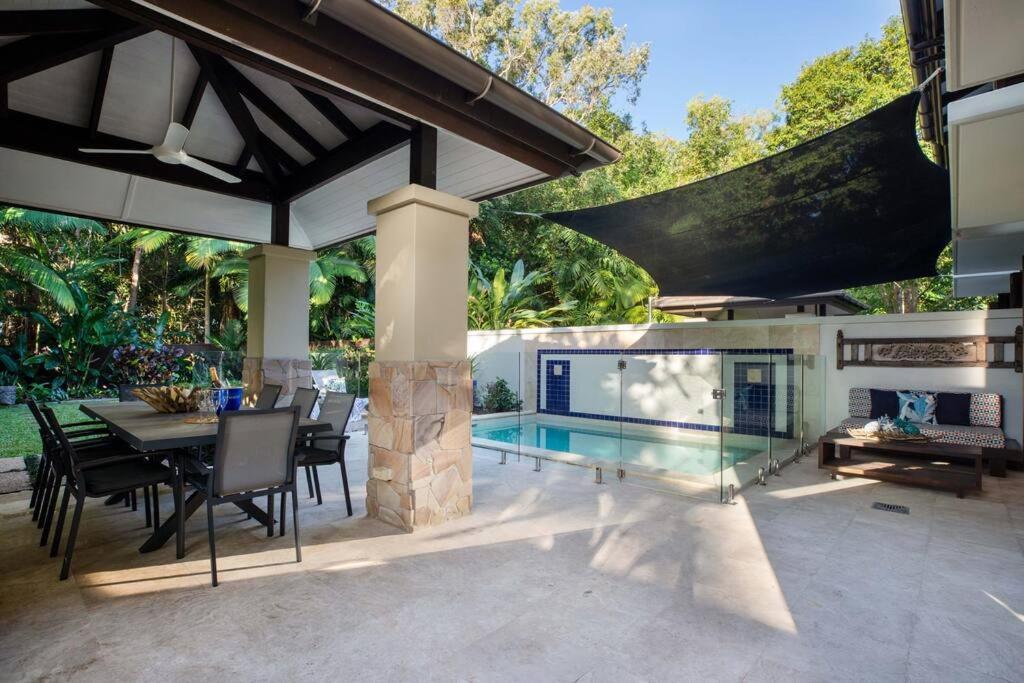 Villa Nyaru Port Douglas, Qld *