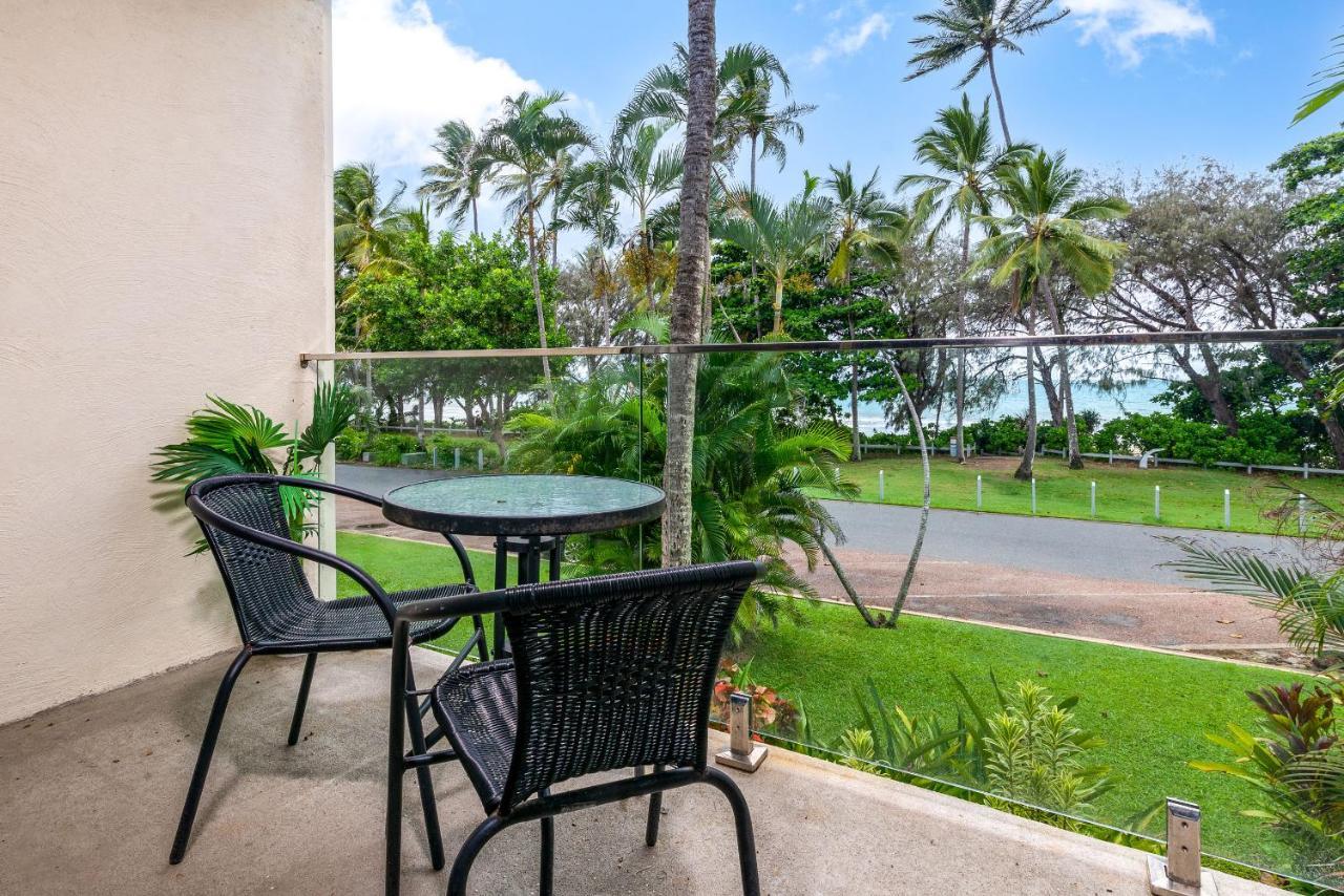 Seascape Holidays At Beachfront Terraces *