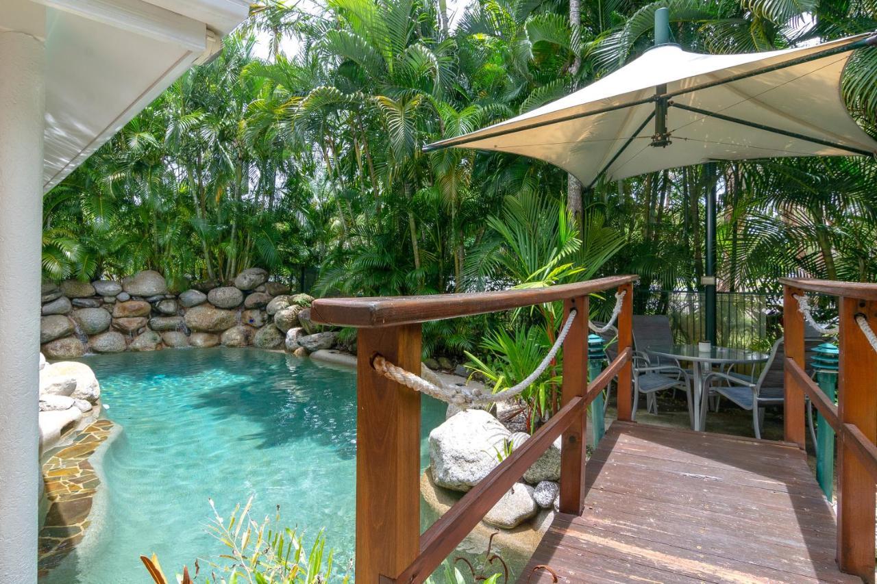 Seascape Holidays - Coral Aparthotel