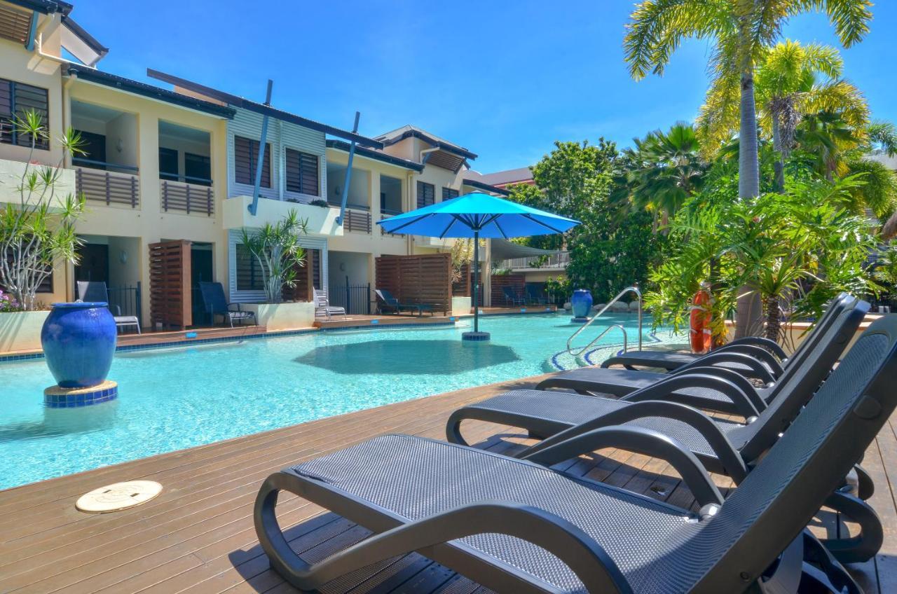 Apartment Boho Bliss In The Position In Town, King Bed, 2 Pools, Free Wifi And Undercover Parking