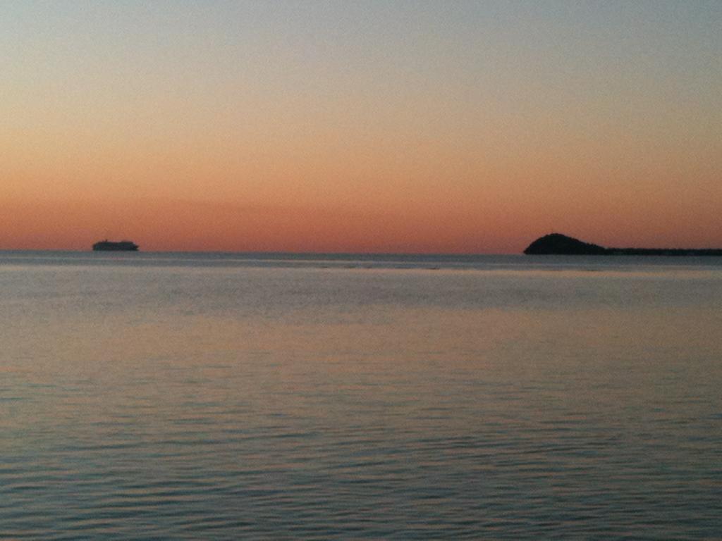 & 5* Port Douglas