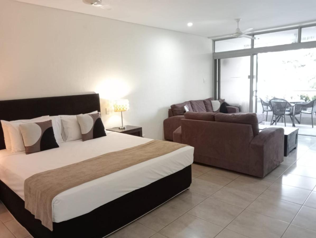 Aparthotel Club Tropical - Official Onsite Reception & Check In