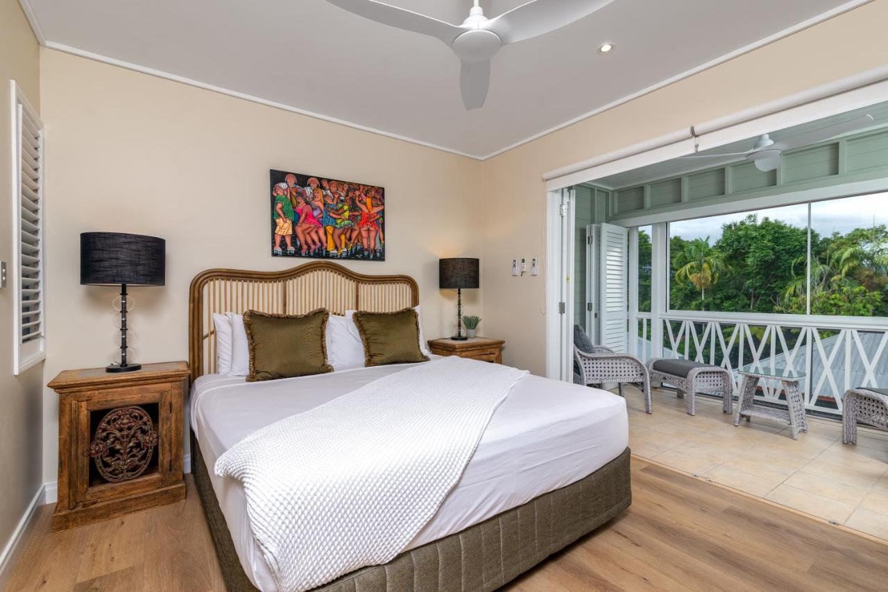 Seascape Holidays On Murphy Street Villa Port Douglas