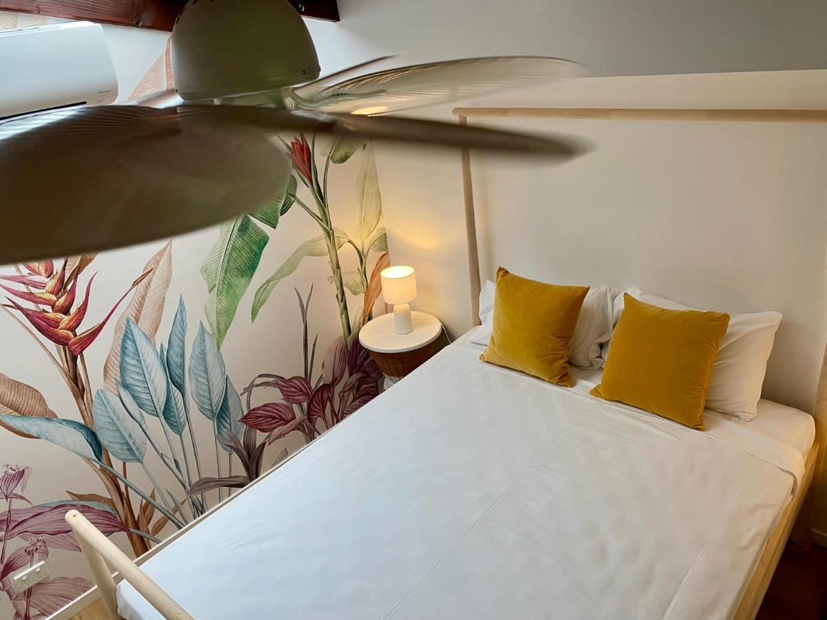 Coral - Tropical Oasis Footsteps To Four Mile Villa