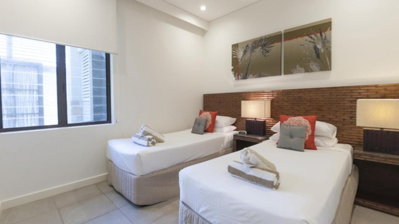 Azure 125 * Port Douglas