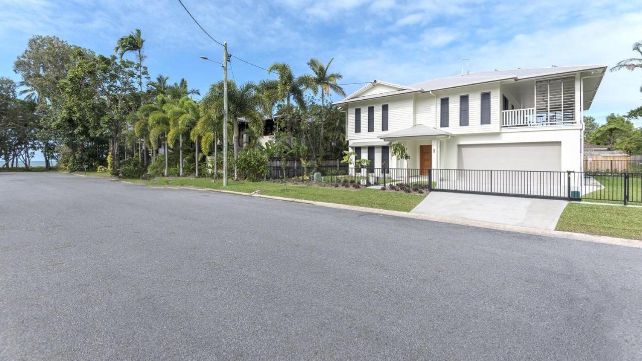 Papaya Port Douglas