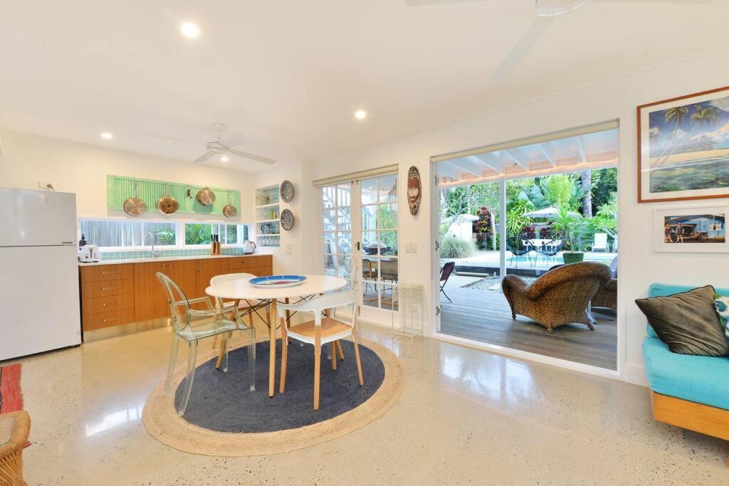 Jamaica House, * Port Douglas