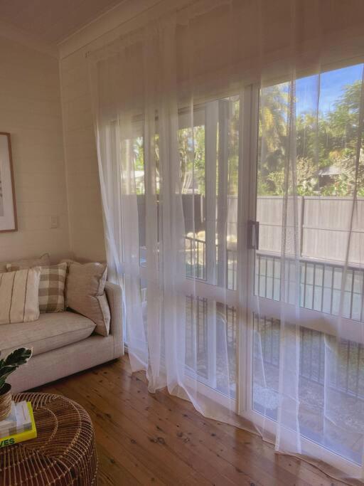Port Douglas Beach Cottage * Port Douglas