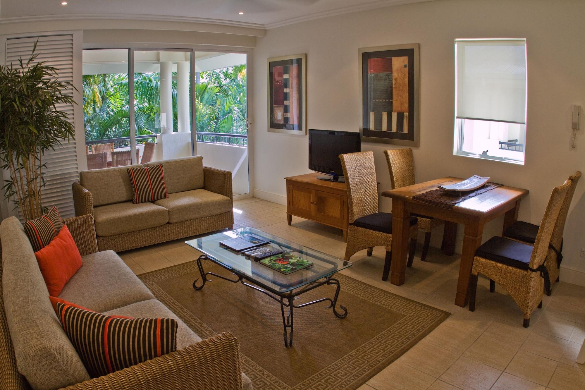 Aparthotel Mandalay Luxury Beachfront Port Douglas