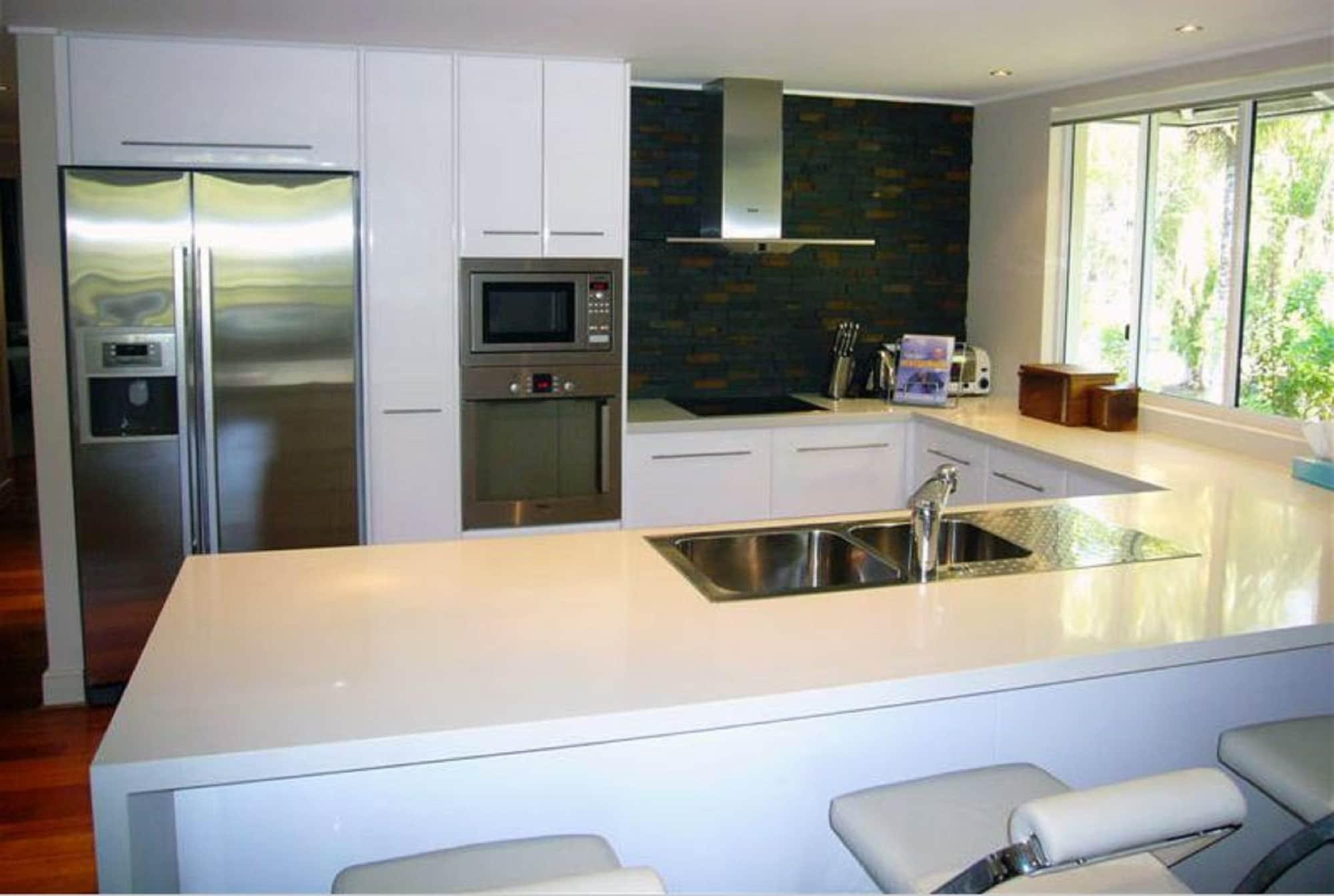 Mandalay Luxury Beachfront 5* Port Douglas