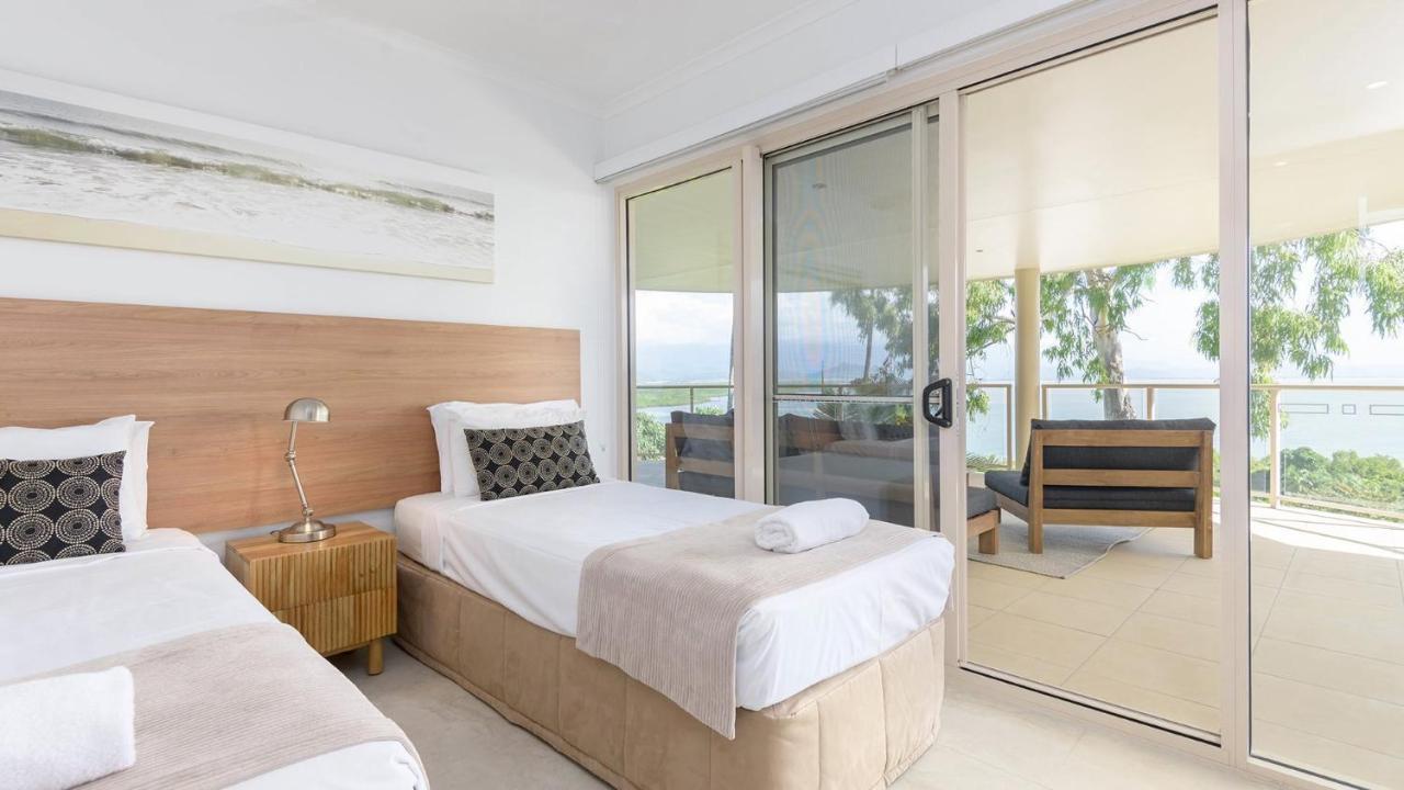 Island Point 6 Holiday home Port Douglas