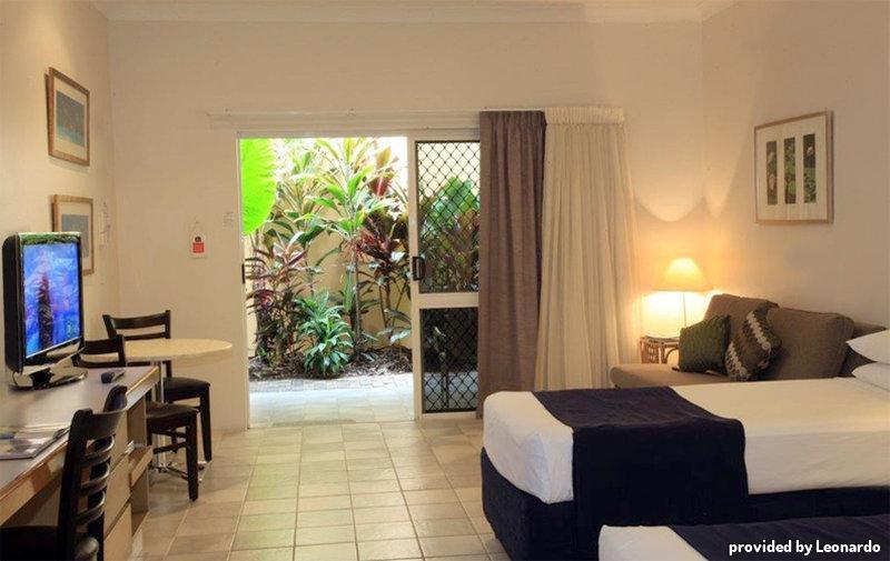 Lazy Lizard Motor 3* Port Douglas