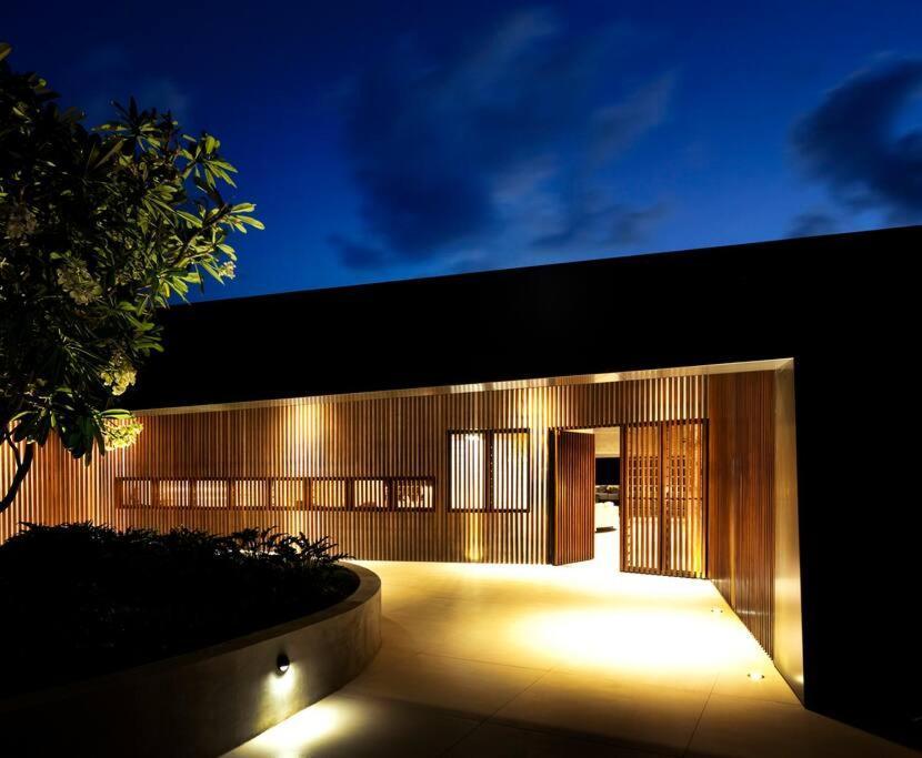 'the Edge' Unique Luxury Experience *