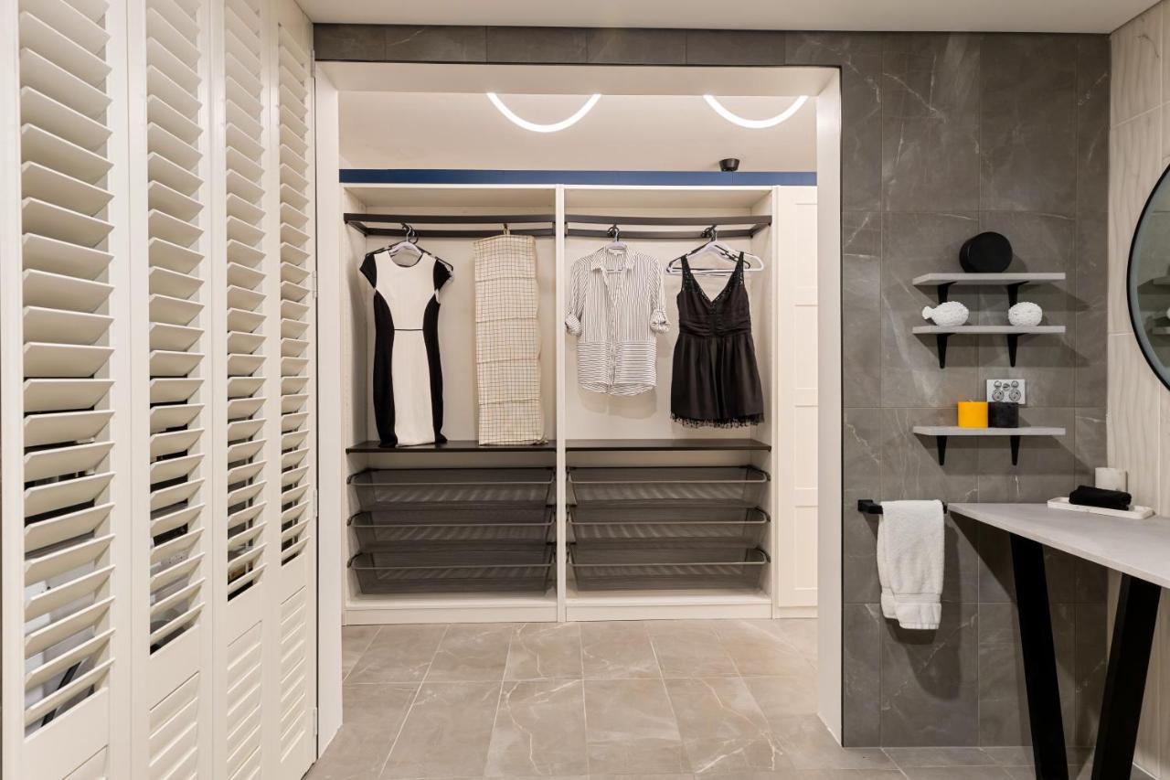Chic In The Heart Of Town Apartment Port Douglas