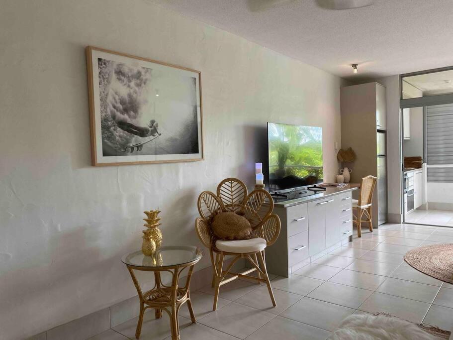 Wanderlust - Little Slice Of Heaven On Macrossan Str * Port Douglas