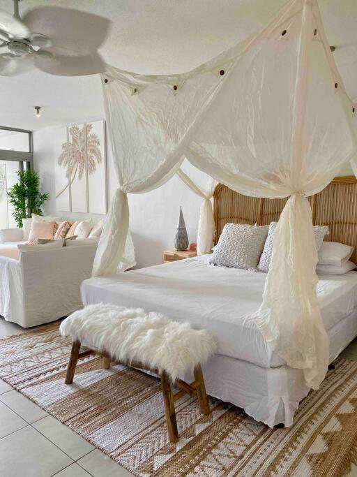 Wanderlust - Little Slice Of Heaven On Macrossan Str Apartment