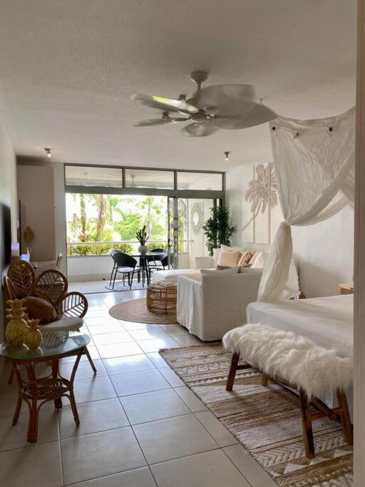 Apartment Wanderlust - Little Slice Of Heaven On Macrossan Str *