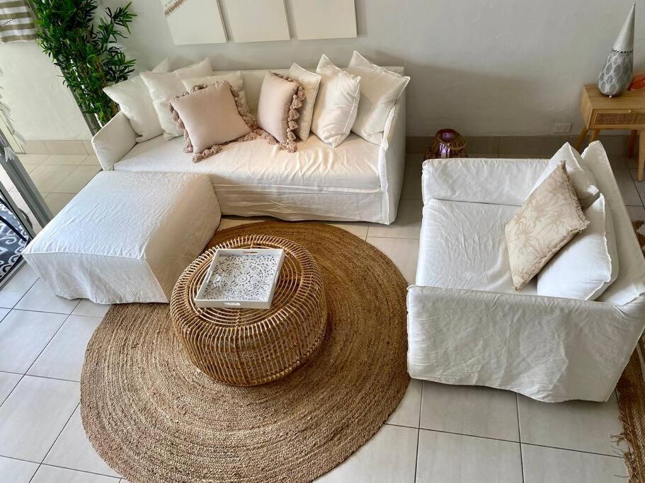 Apartment Wanderlust - Little Slice Of Heaven On Macrossan Str