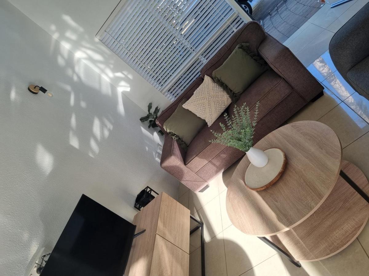 Apartment Escape Life @ *