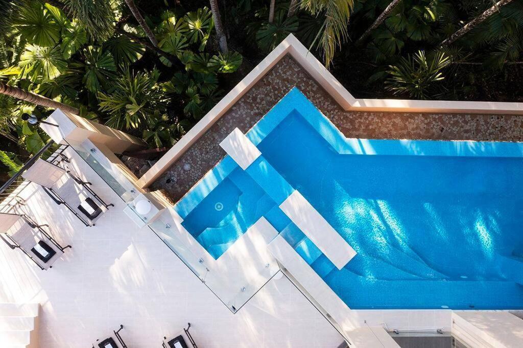 44 Island Point Road At By Hiha * Port Douglas