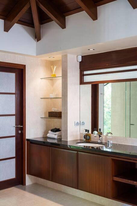 44 Island Point Road At By Hiha Holiday home *