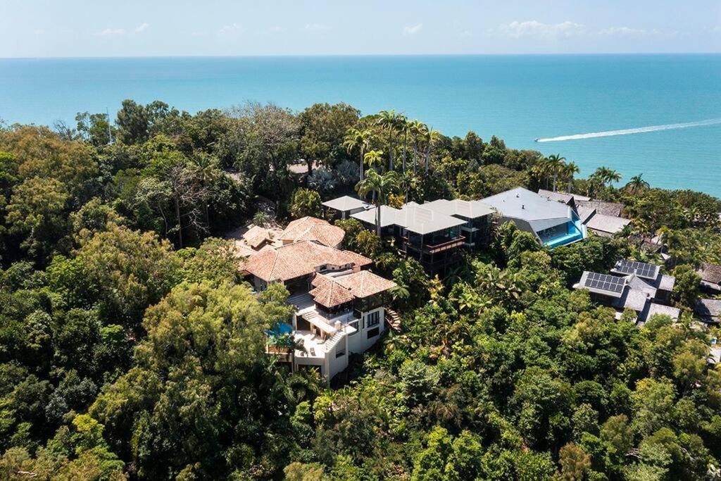 Holiday home 44 Island Point Road At By Hiha Port Douglas