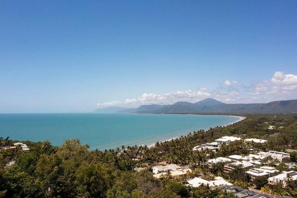 44 Island Point Road At By Hiha Holiday home Port Douglas
