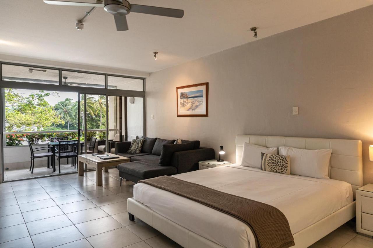 Club Tropical - Official Onsite Reception & Check In Aparthotel
