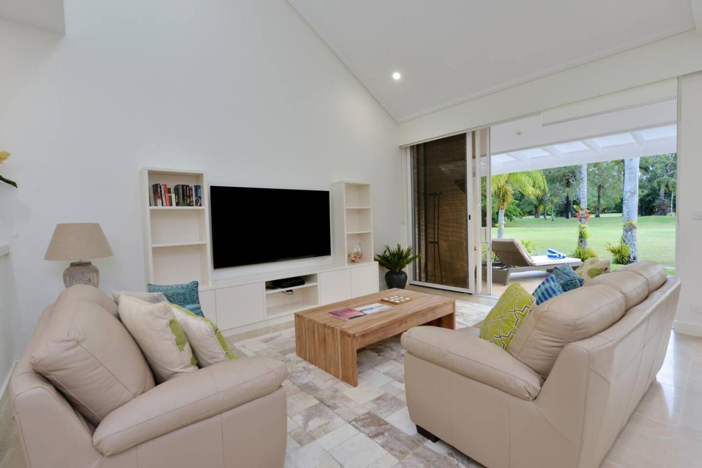 Fairway Vistas - A Group Escape At Mirage 4* Port Douglas
