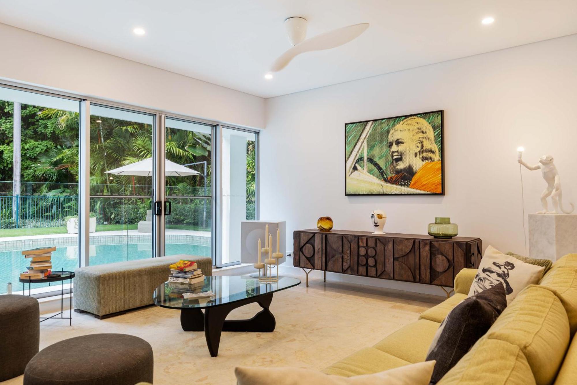 Holiday home Beachfront 4 Bedroom Luxury - 16 Solander Boulevard Port Douglas