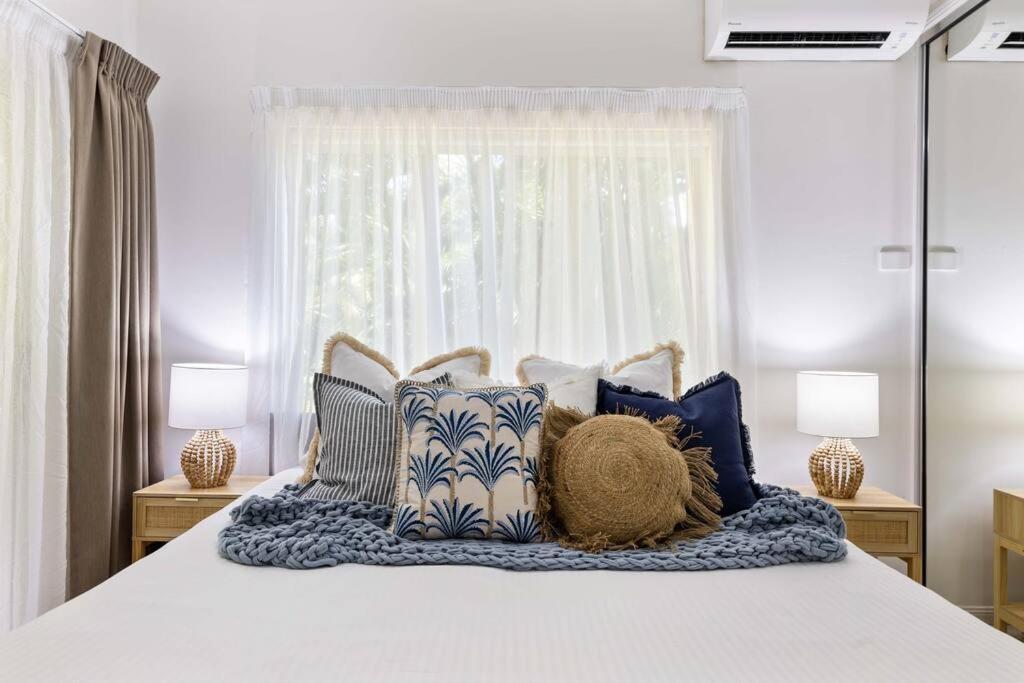 Laidback Living At Plaza Poolside * Port Douglas