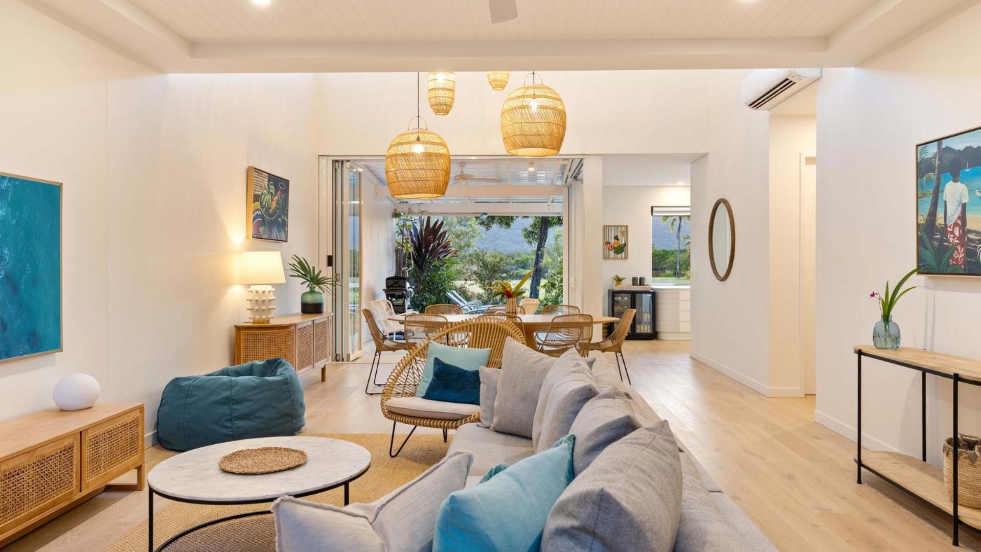 Escape Villa *