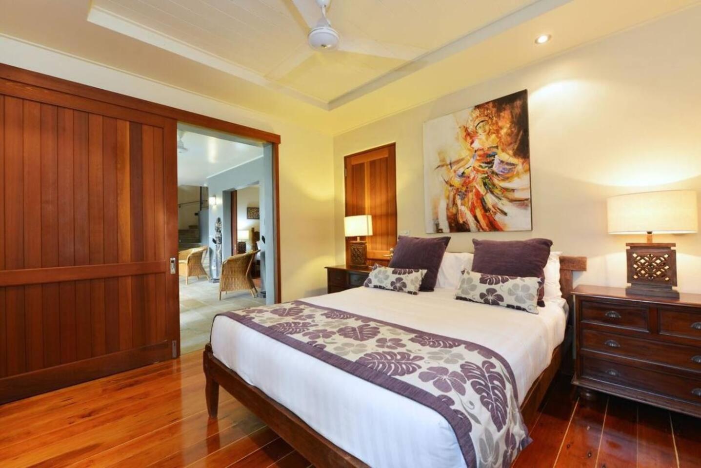 Palm Bliss - A Balinese Pool Oasis Villa Port Douglas