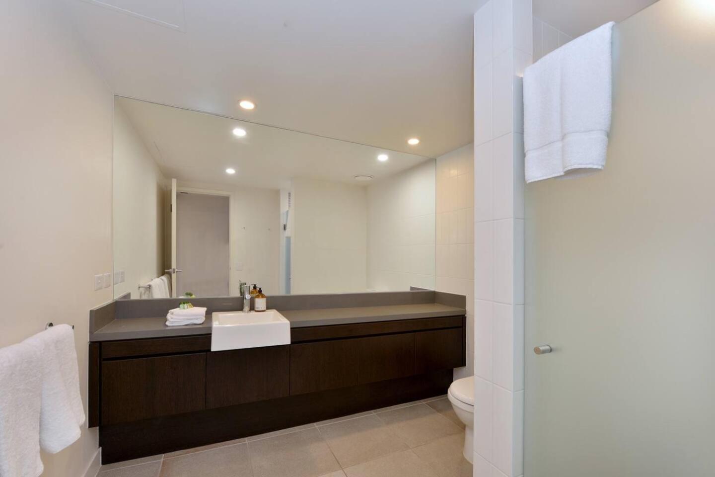 Apartment Resort-style Swim Out - A True Tropical Oasis
