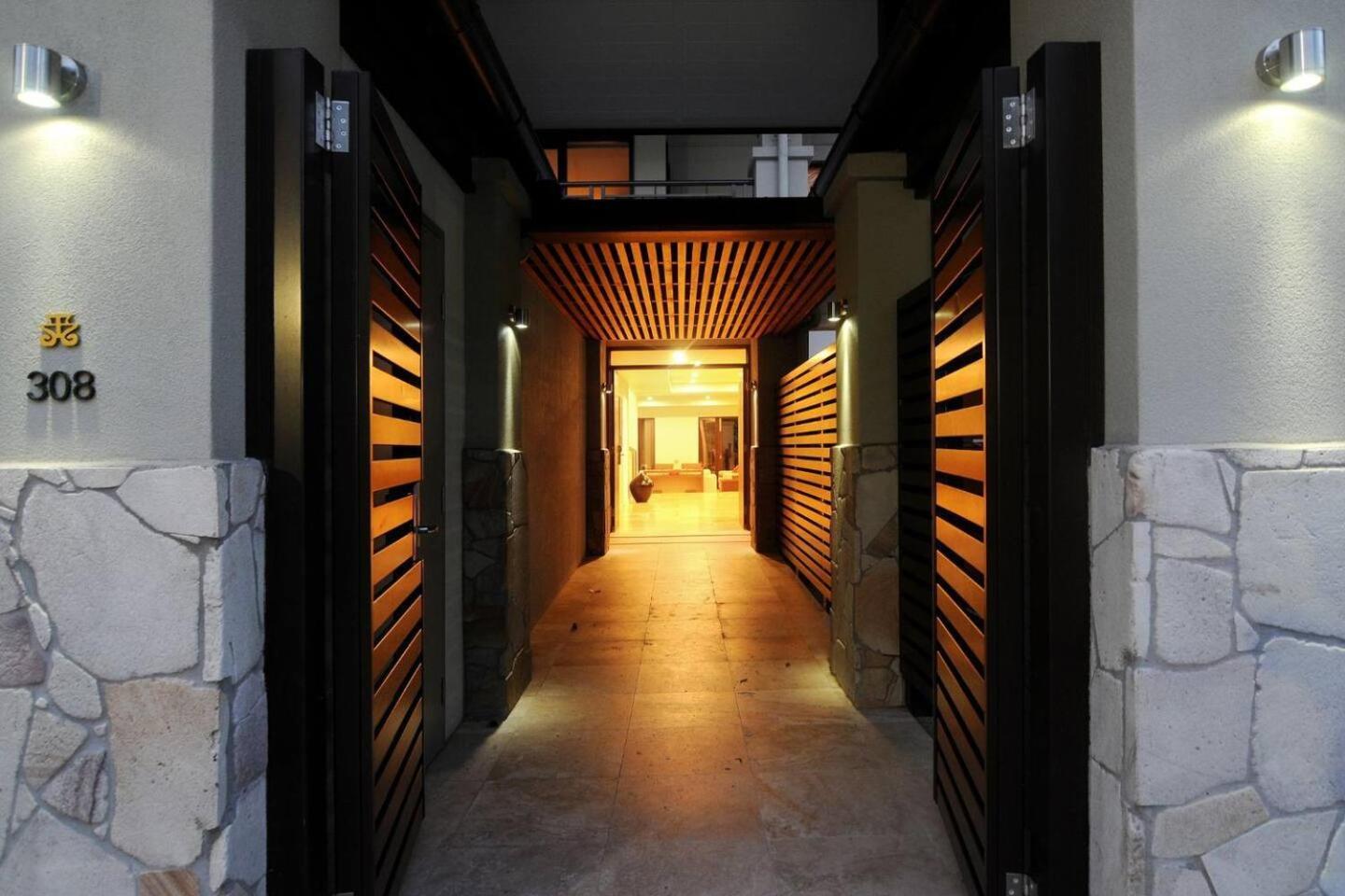 Villa The At Temple - A Luxury Hideaway *