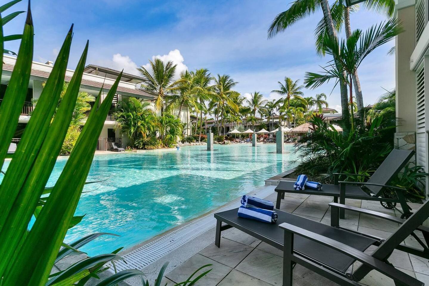 'aqua Oasis' Swim-out Sanctuary Apartment *