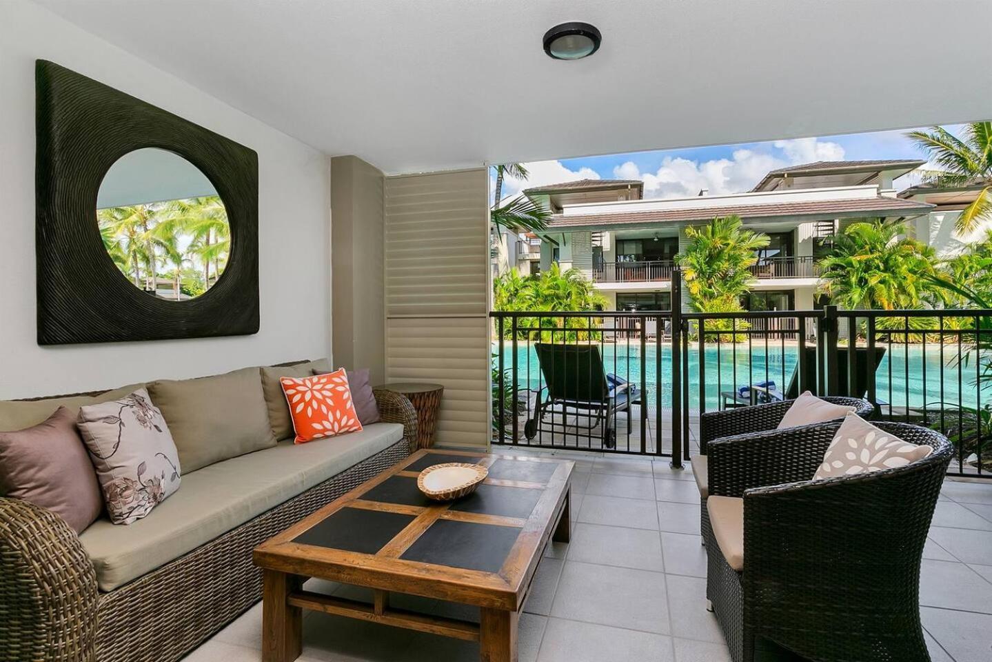 'aqua Oasis' Swim-out Sanctuary Port Douglas