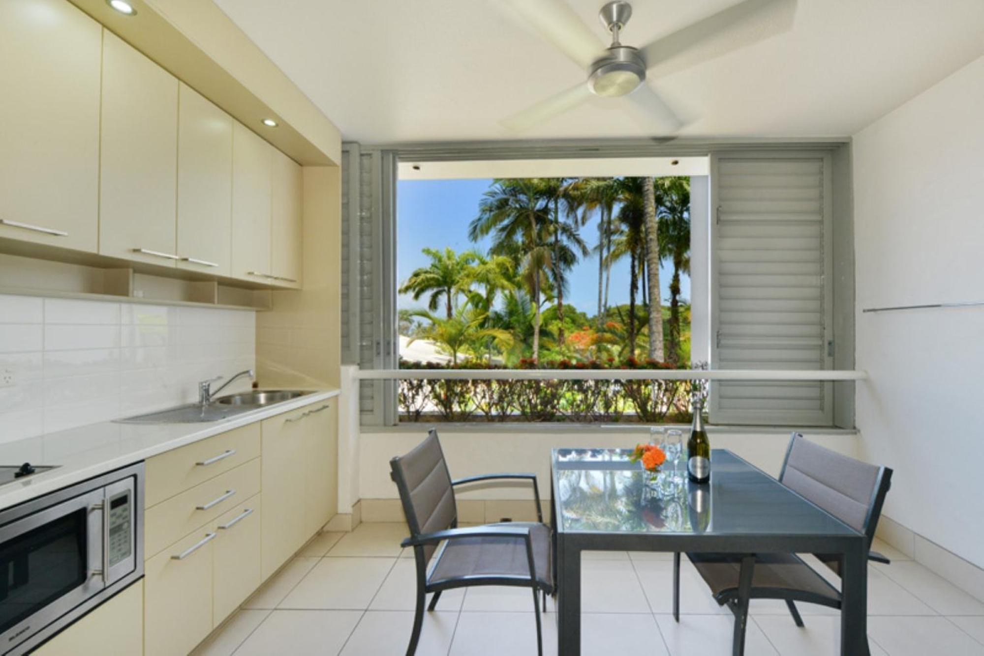 Club Tropical - Official Onsite Reception & Check In Port Douglas