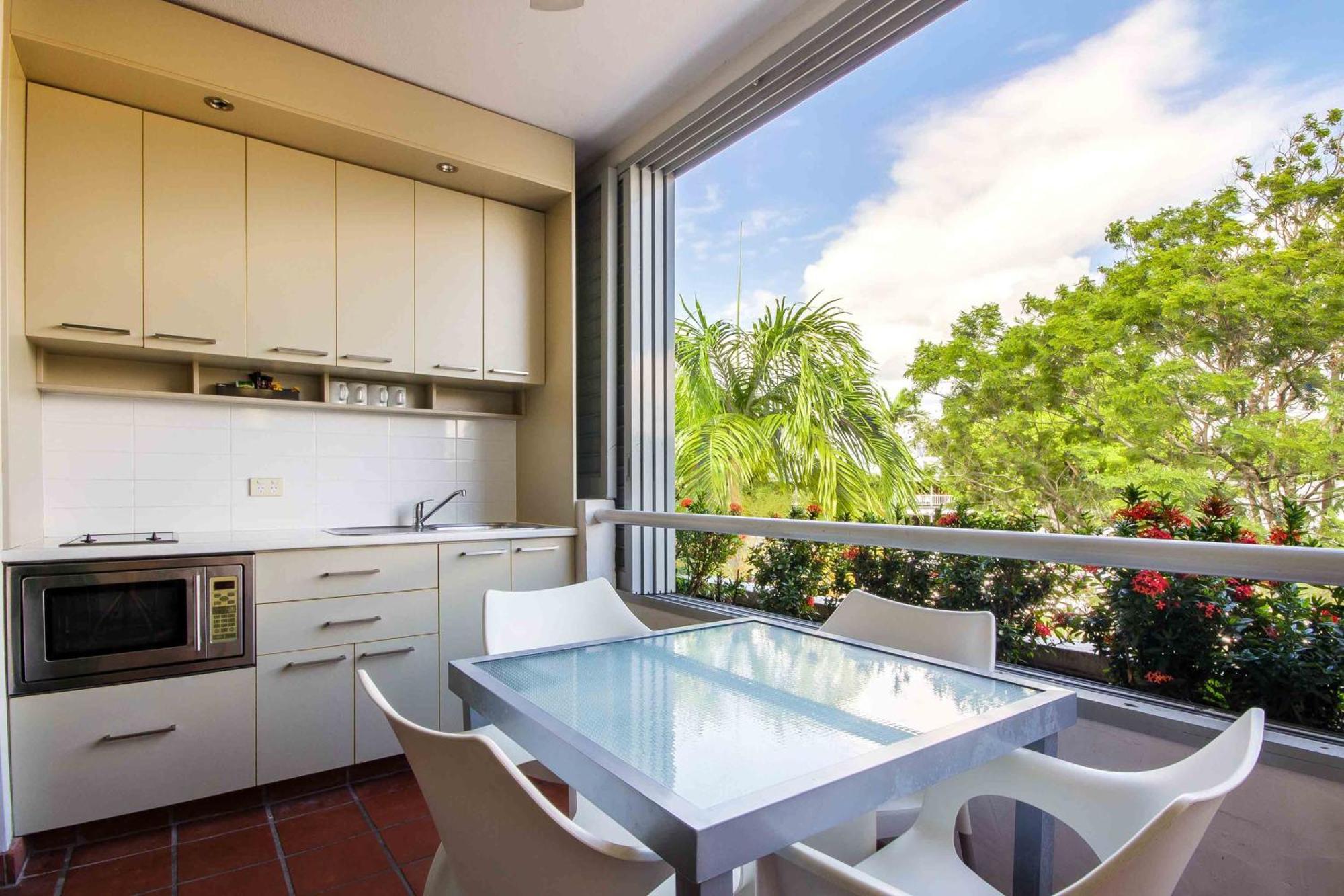 Club Tropical - Official Onsite Reception & Check In Port Douglas