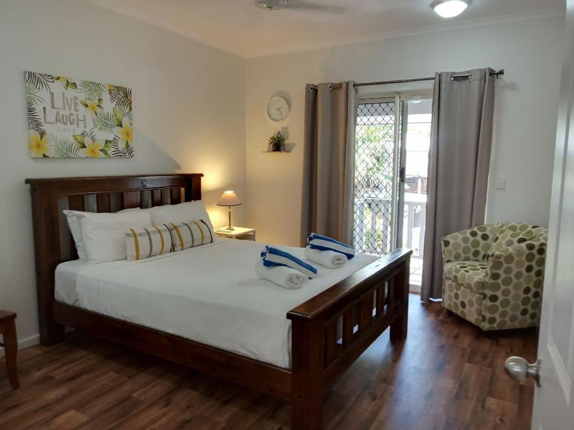 Modern 2 Bedroom Townhouse - Four Mile Escapes