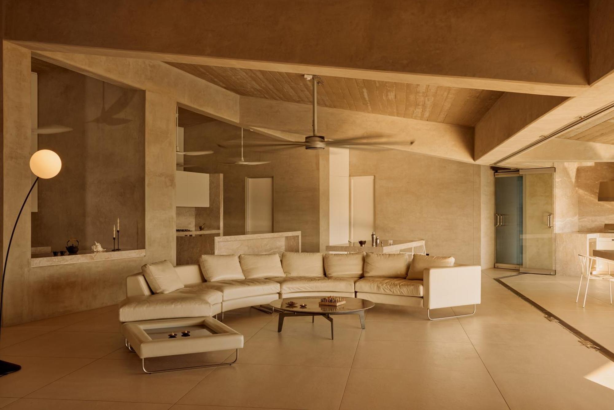 'the Edge' Unique Luxury Experience *